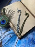 Bookmark Hangs 1