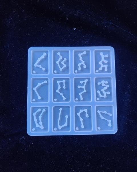 ZODIAC MOLD