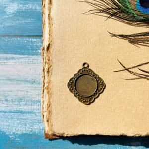 Vintage Pendant 75