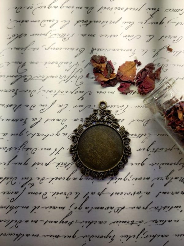 Vintage Pendant 15