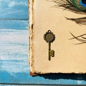 Vintage Pendant 28