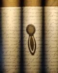 OVAL BOOKMARK