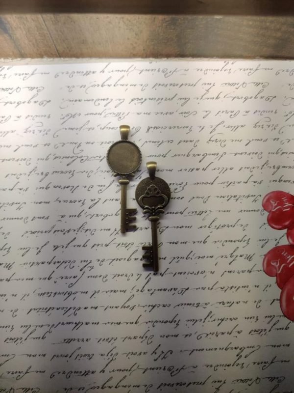 Vintage Pendant 39