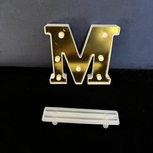 TRAY HANDLE MOLD