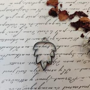 LEAF BEZEL