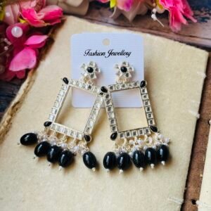 Chaand Baliyaan 17(Black)