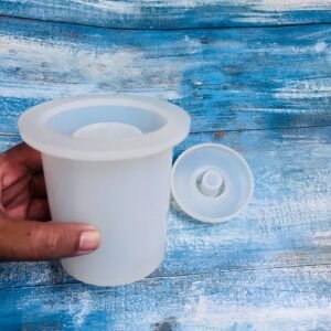 Liquid soap holder round