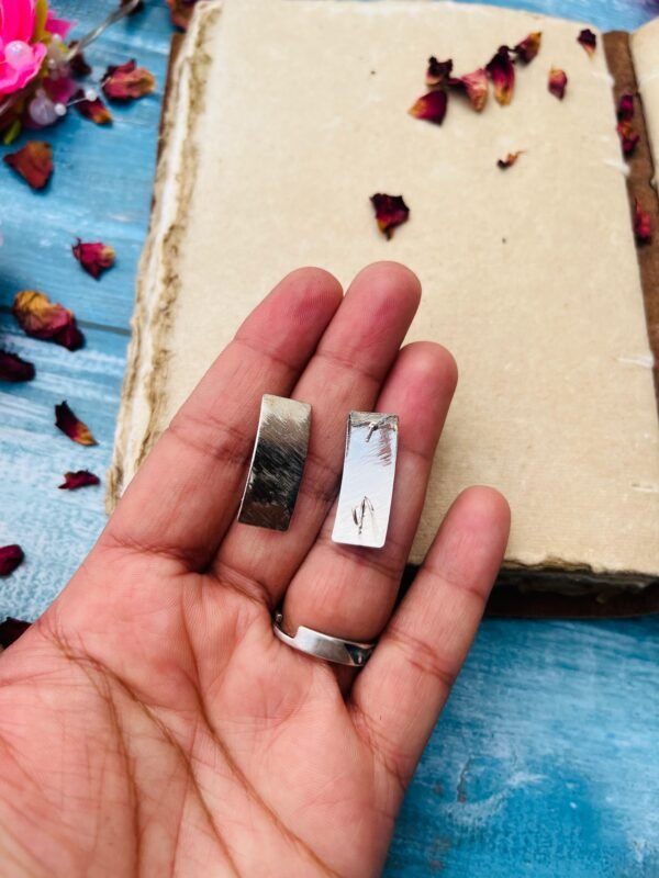 Rectangular connector